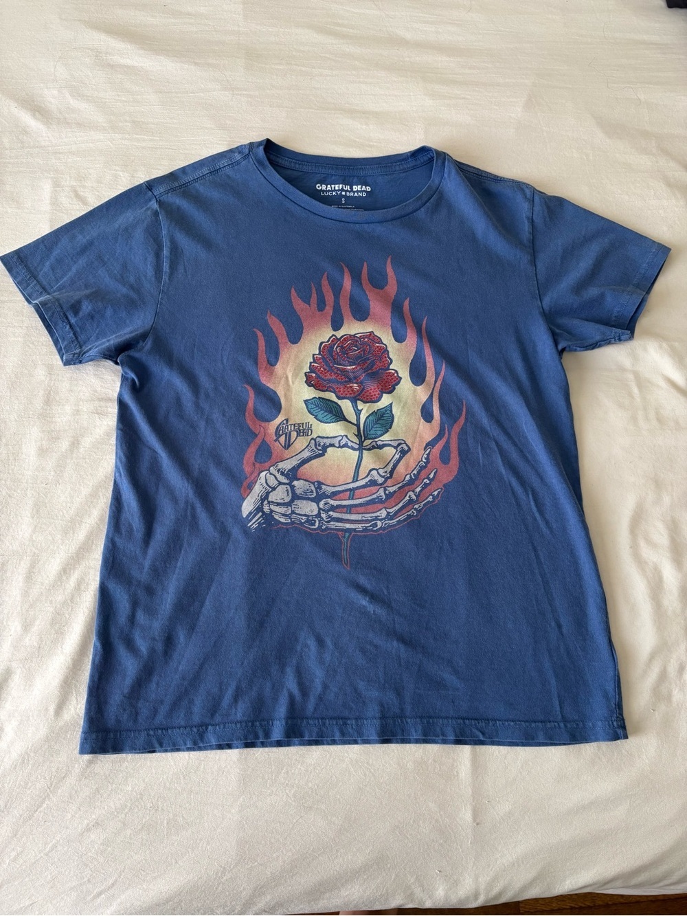 Lucky Brand Grateful Dead Tee with Red Rose and Flame Graphic Size Small